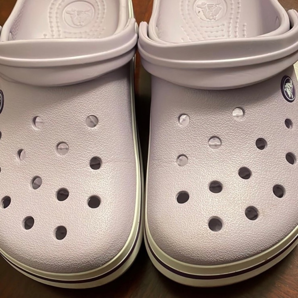 Crocs clogs lavender w/ dark purple. Size mens 5/ women 7. New